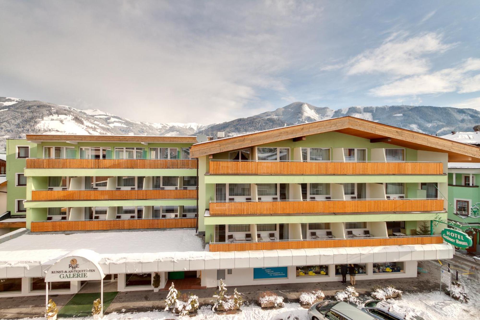 Hotel Gruener Baum Zell am See Exterior photo