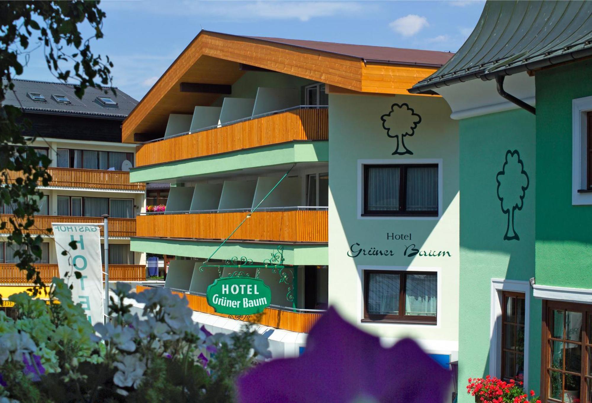 Hotel Gruener Baum Zell am See Exterior photo