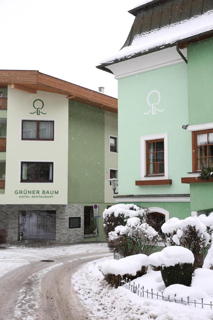 Hotel Gruener Baum Zell am See Exterior photo